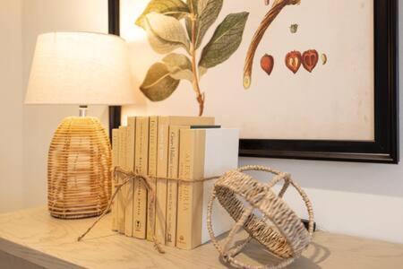 Downtown Luxury Farmhouse Apartment #4 West Dundee Esterno foto